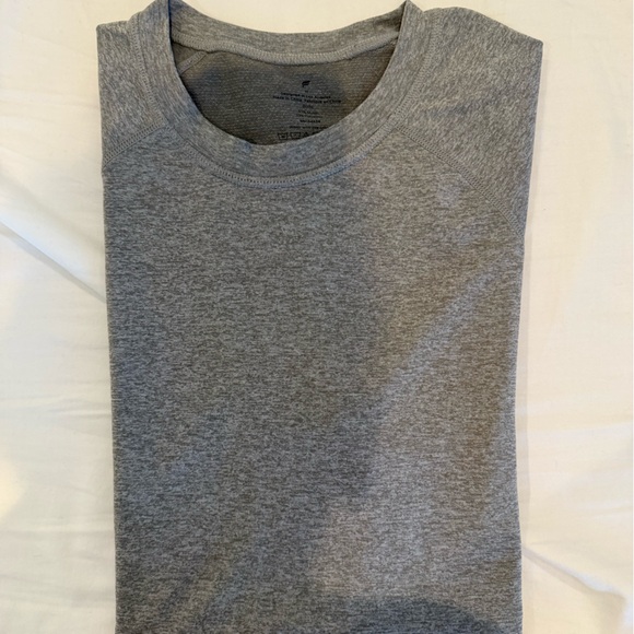Fabletics Gray men Top medium - Picture 6 of 7
